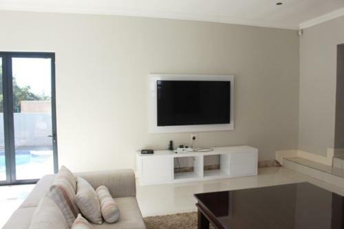 Jft Jewels B&B