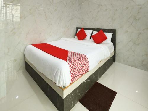 Hotel Staymaker Guru Comforts Belur