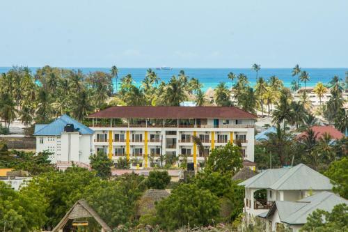 Canary Nungwi Hotel & Resturant