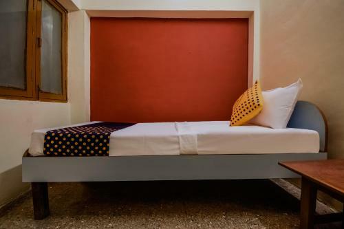Spot On 65460 Hotel Gulmohar