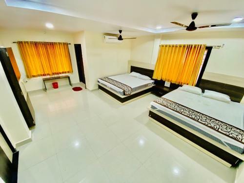 Hotel Sri Bhavya Residency