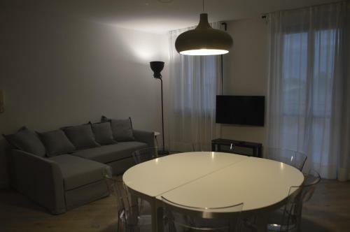 V12 Apartments - Trecate