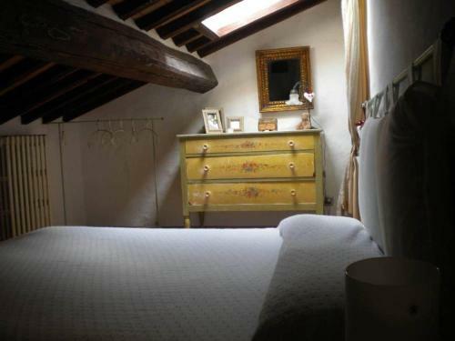 2 Bedrooms House With Shared Pool And Enclosed Garden At Trequanda