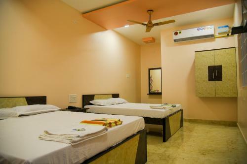 Hotel Sivamurugan Residency