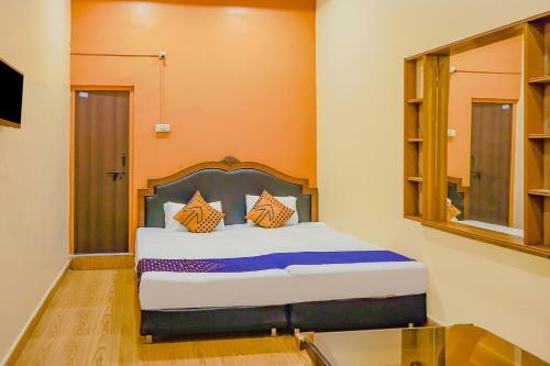 Spot On 81888 Hotel Meghdoot