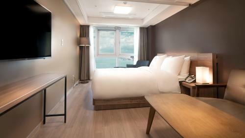Hotel Marinabay Sokcho