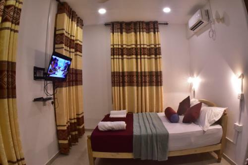 Hostal Peninsula Hotel