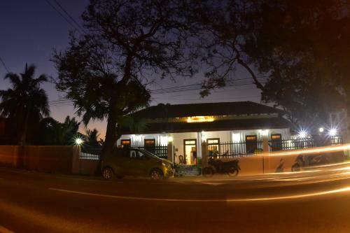 Hostal Peninsula Hotel