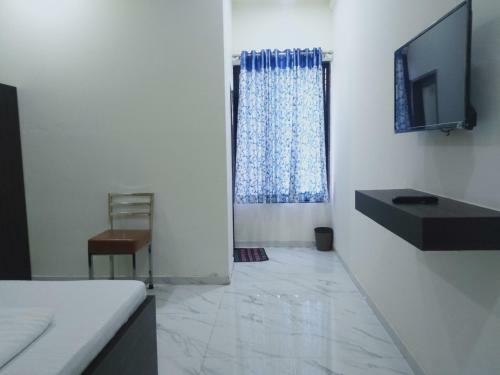 Hotel Aryan Lodging Bhigwan