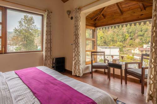 Villa Stayvista At Chirping Woods