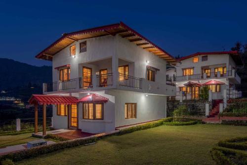 Stayvista At Lakeside Chalet 1