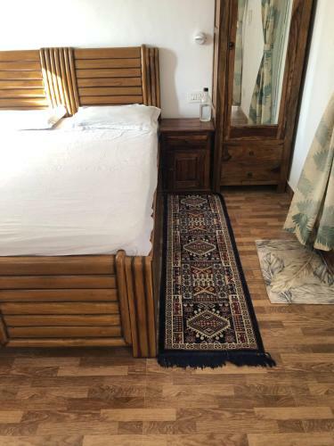Hostal White House In Nainital