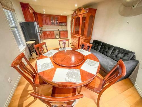 Eko Stay - Moonshine Villa