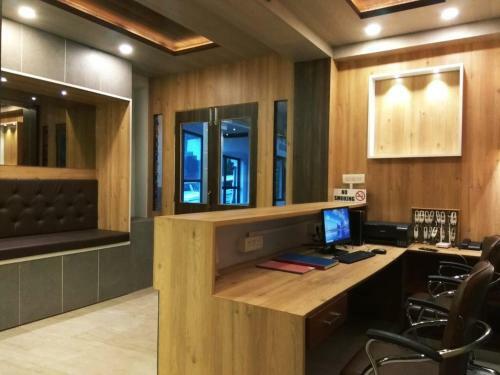 Hotel Rufina Cardamom Residency