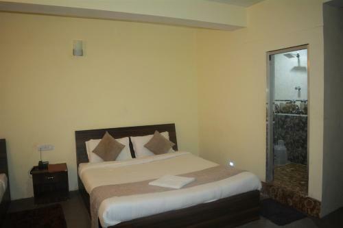 Hotel Rufina Cardamom Residency