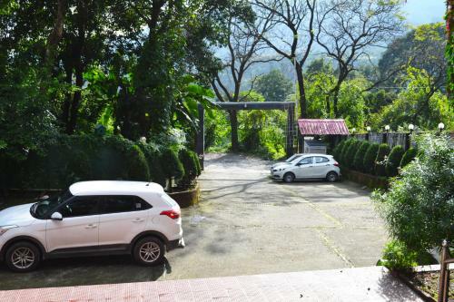 Hotel Avexia Resorts Pine Oak