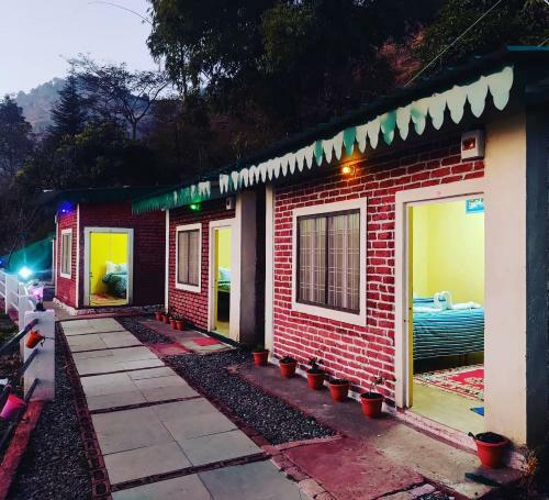 Baakhei Campsite Homestay
