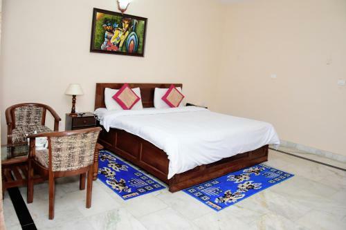 Hotel Lake Retreat Bhimtal, Nainital