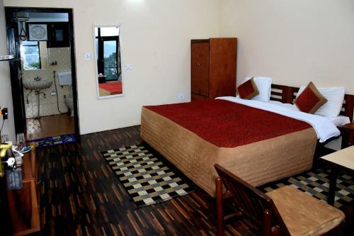 Hotel Lake Retreat Bhimtal, Nainital
