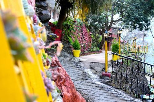 Hotel Lake Retreat Bhimtal, Nainital