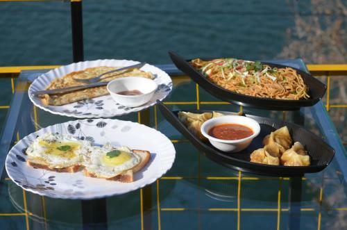 Hotel Lake Retreat Bhimtal, Nainital