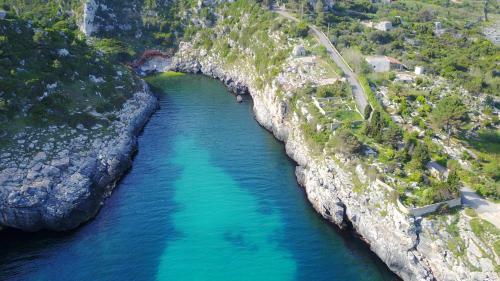 Blu Suite Small Cottage Sul Mare E Swimming Pool