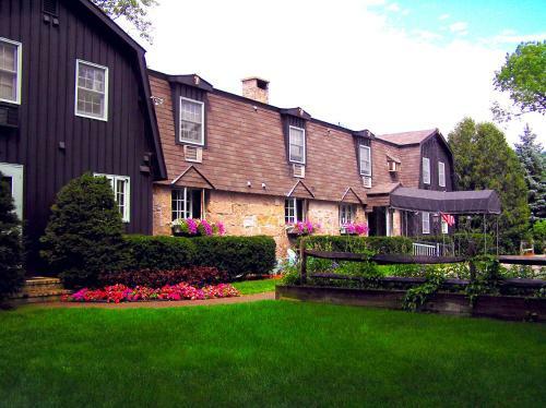 Posada Old Field House