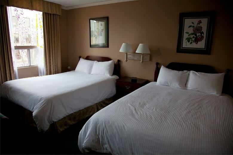 Hotel Senator