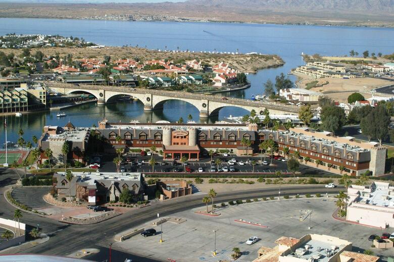 Hotel London Bridge Resort