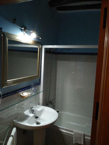 Hotel Rural Real De Laroles