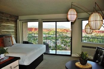 Posada Inn On The Cliff