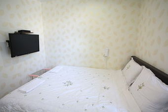 Hostal Sori Guesthouse