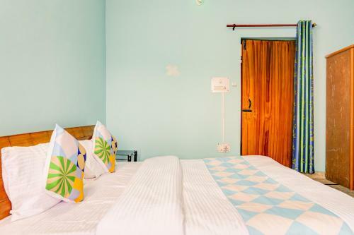 Hostal Oyo 77960 Hotel Arsh International