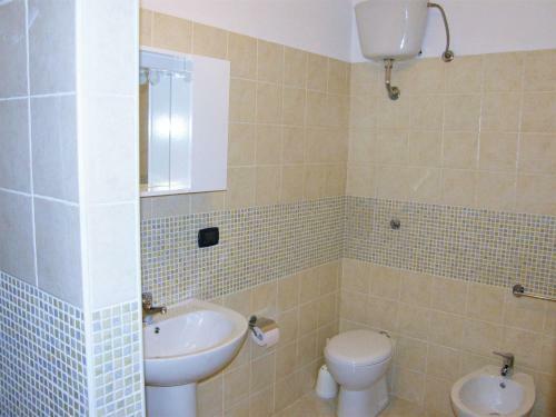 Simple Apartment In Paduledda With A View
