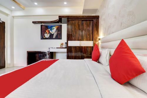 Oyo 30849 Hotel Natraj Inn
