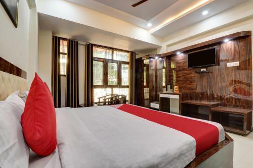 Oyo 30849 Hotel Natraj Inn