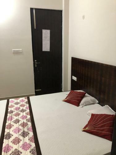 Two Bhk Apartment With Servent Room