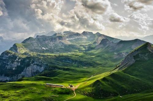 Apartamento Accogliente Mansarda Per Vacanze Nella Natura