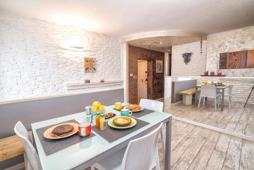 Hostal Da Chris E Lisa - 022205-at-296296