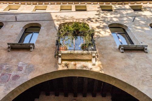 Hostal Collalto24
