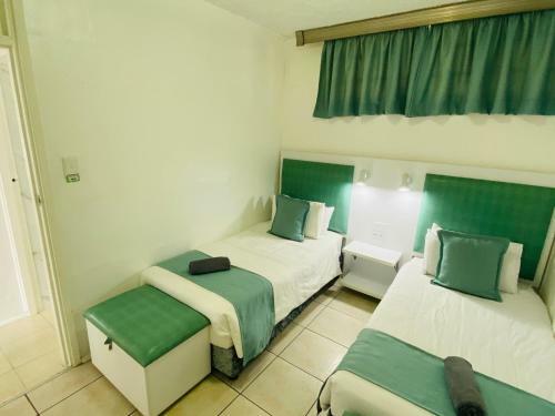 Breakers Resort Apartments