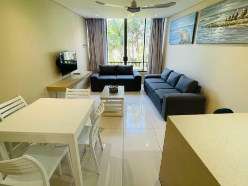 Breakers Resort Apartments