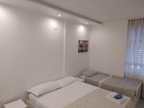 Hostal Modern Room With Private Bathroom