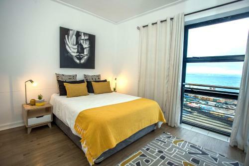 Apartamento Ushaka Waterfront - Happy Homely Horizons
