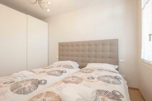 Apartamento Attico Incantevole Con Jacuzzi Idromassaggio E Sauna