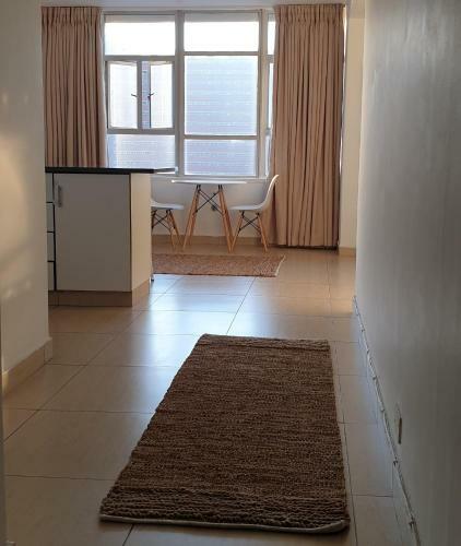904 Tenbury Beach Apartment