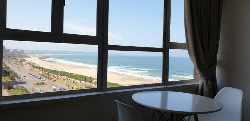 904 Tenbury Beach Apartment