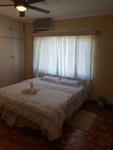 Hostal Glenmore Guest House