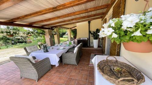 Spoleto Enchantedexc Pool, Gardens Villaaircon