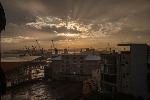 Apartamento Ushaka Waterfront - Legendary Large Lookouts
